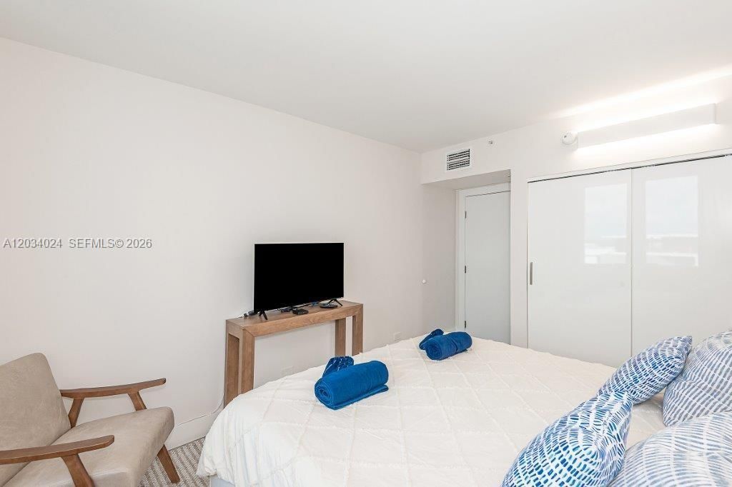 2301 Collins Ave , Unit 926, Miami Beach, FL 33139 Photo