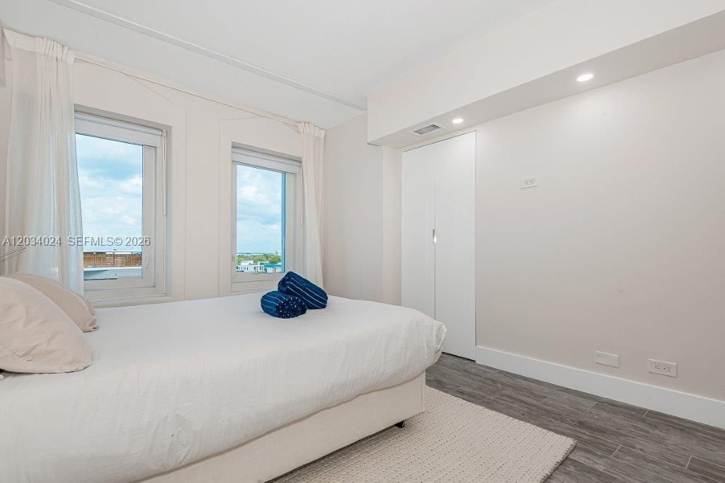 2301 Collins Ave , Unit 926, Miami Beach, FL 33139 Photo