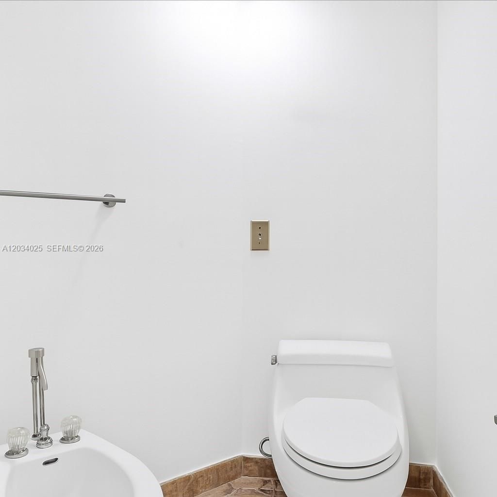 888 Brickell Key , Unit 2510, Miami, FL 33131 Photo