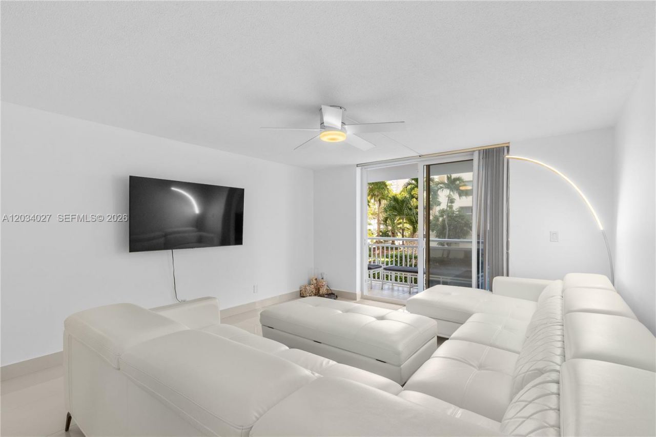 1849 S Ocean Dr , Unit 212, Hallandale Beach, FL 33009 Photo