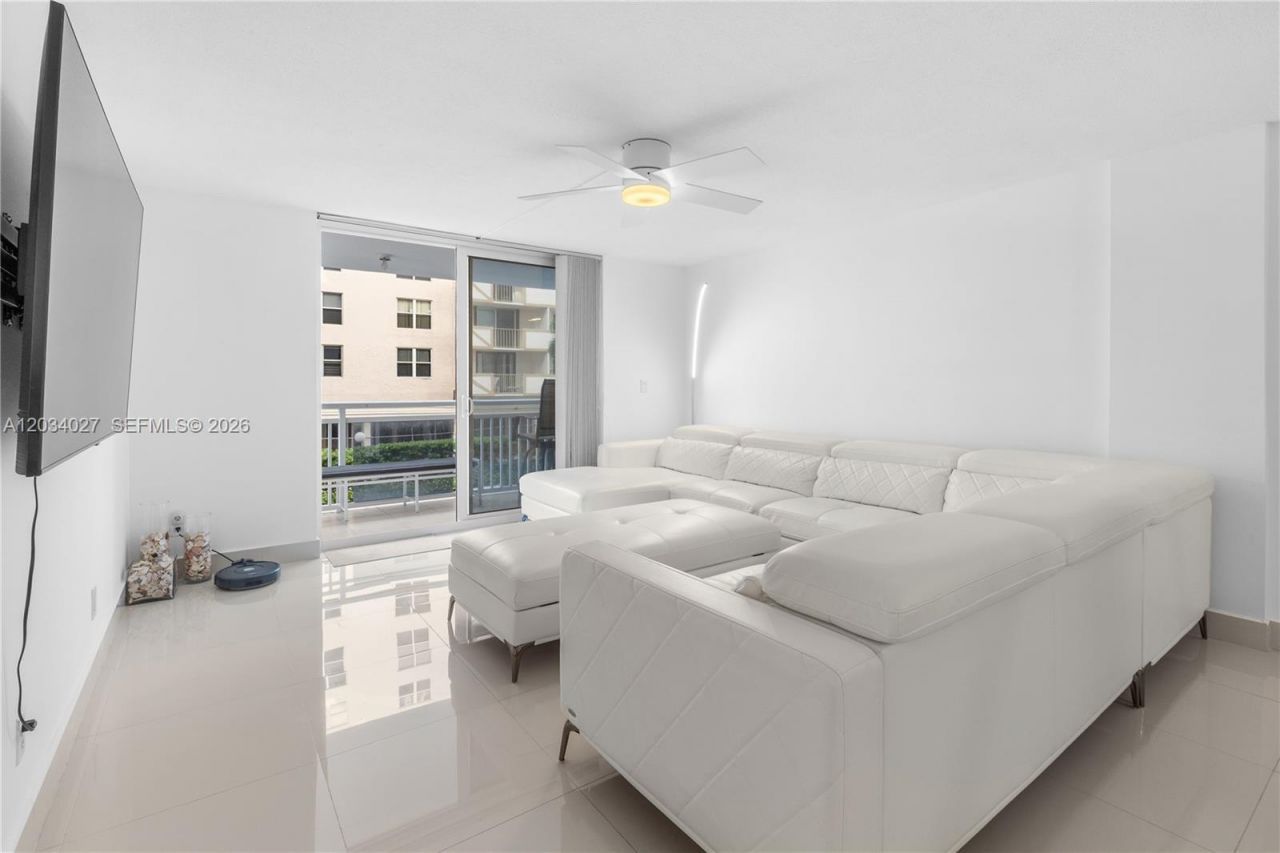 1849 S Ocean Dr , Unit 212, Hallandale Beach, FL 33009 Photo