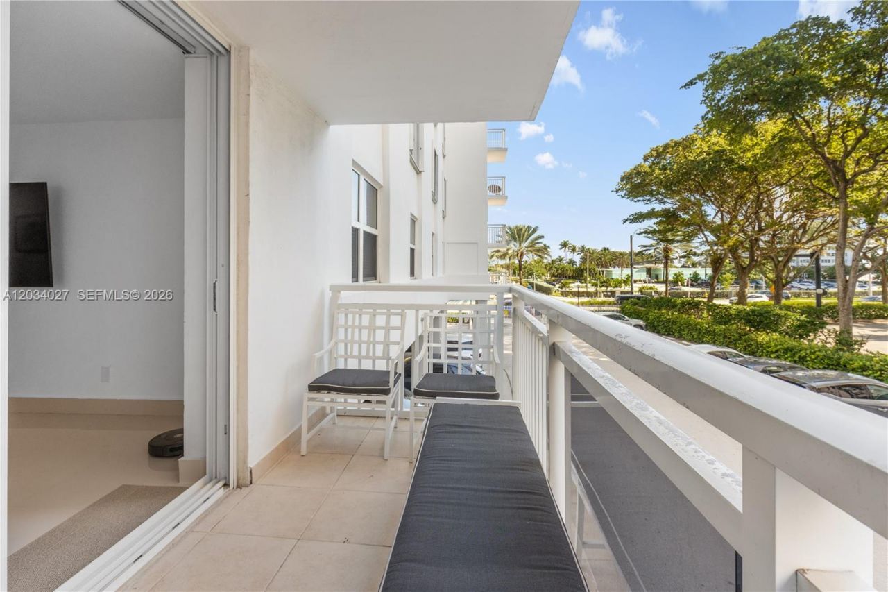 1849 S Ocean Dr , Unit 212, Hallandale Beach, FL 33009 Photo