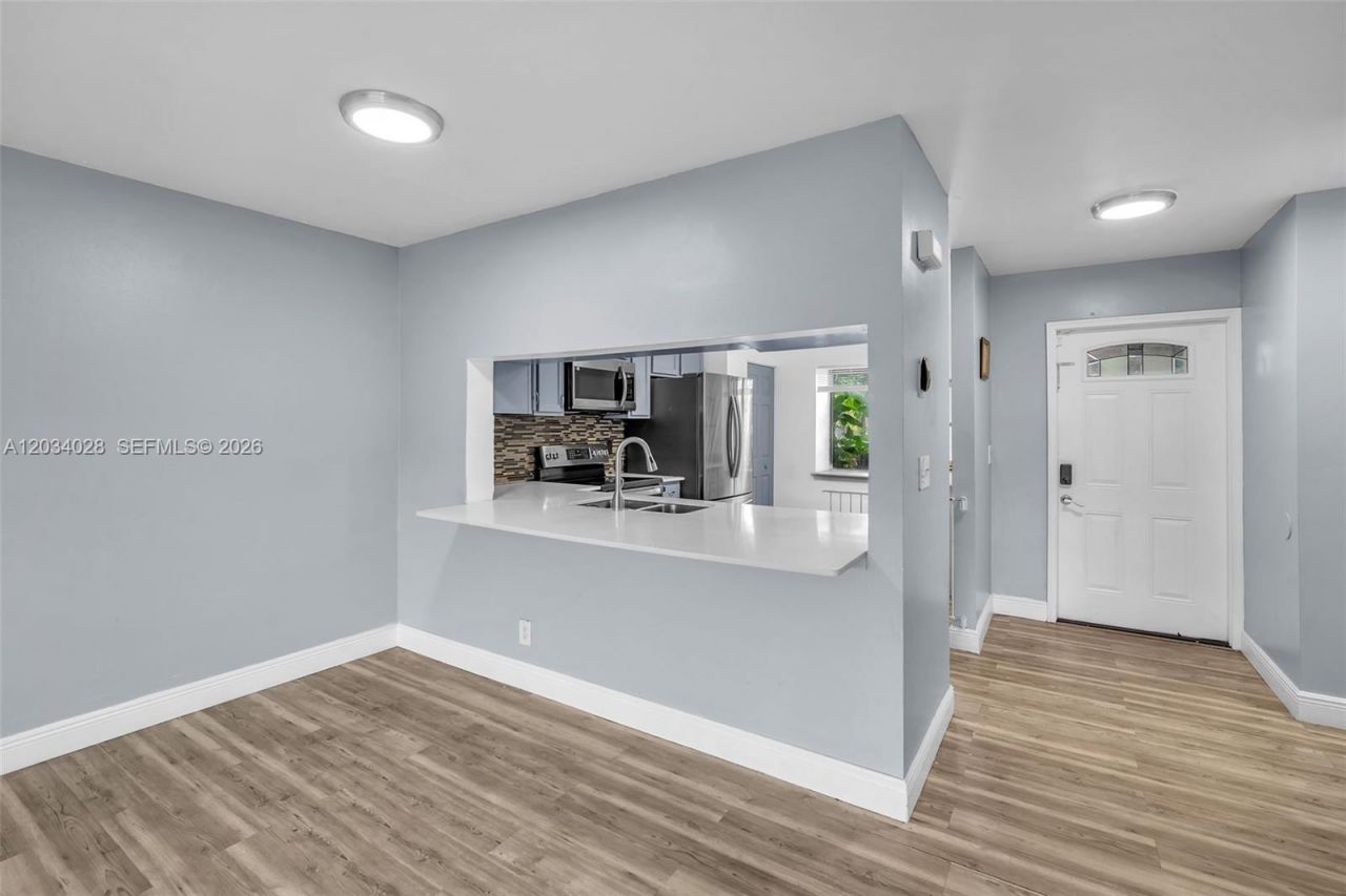 4430 NW 92nd Way, Sunrise, FL 33351 Photo