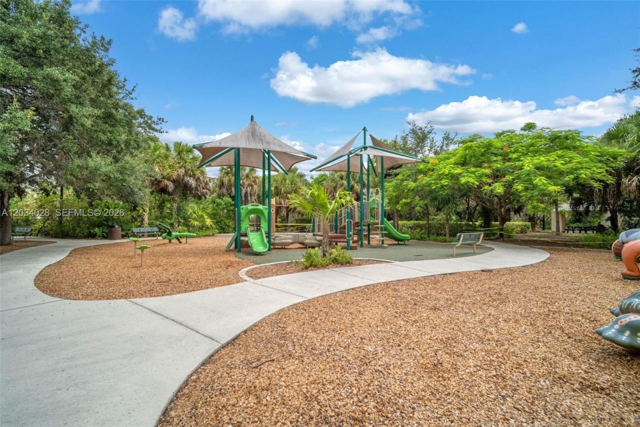 4430 NW 92nd Way, Sunrise, FL 33351 Photo