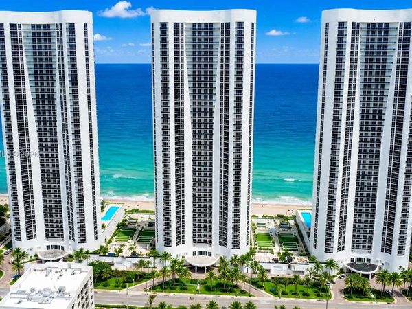 15901 Collins Ave, Unit 403, Sunny Isles Beach, FL 33160