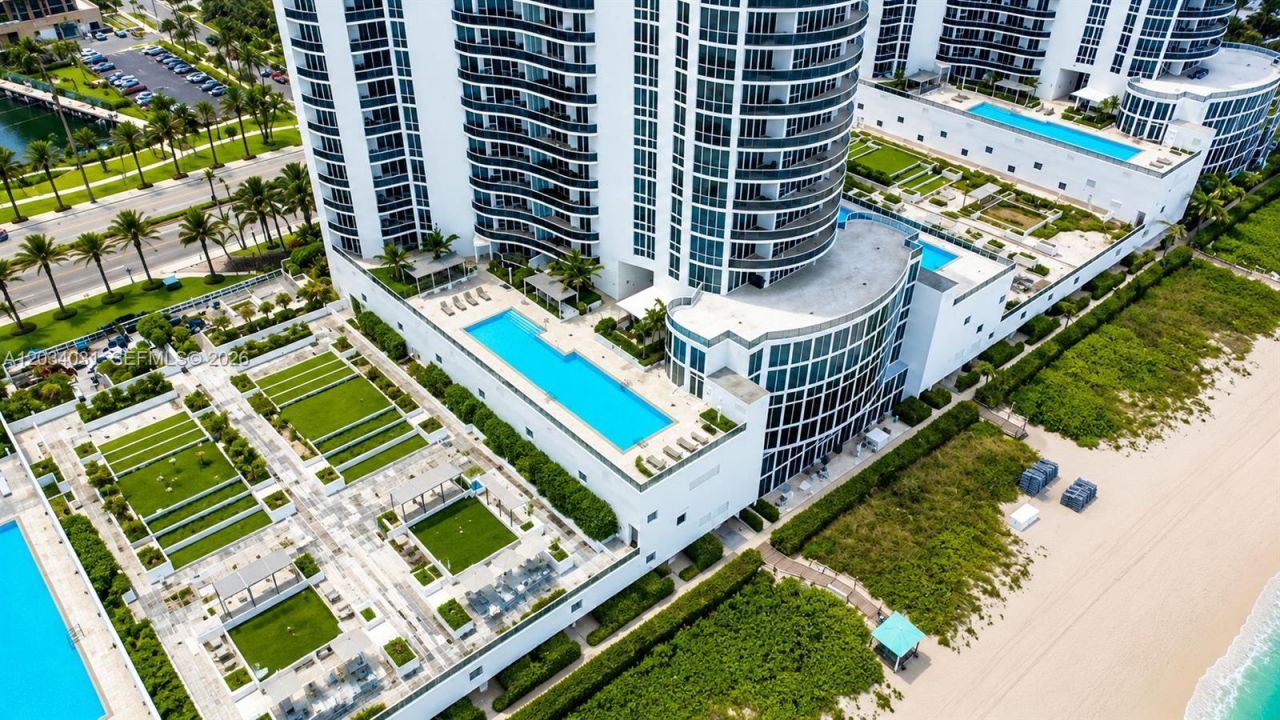 15901 Collins Ave, Unit 403, Sunny Isles Beach, FL 33160 Photo