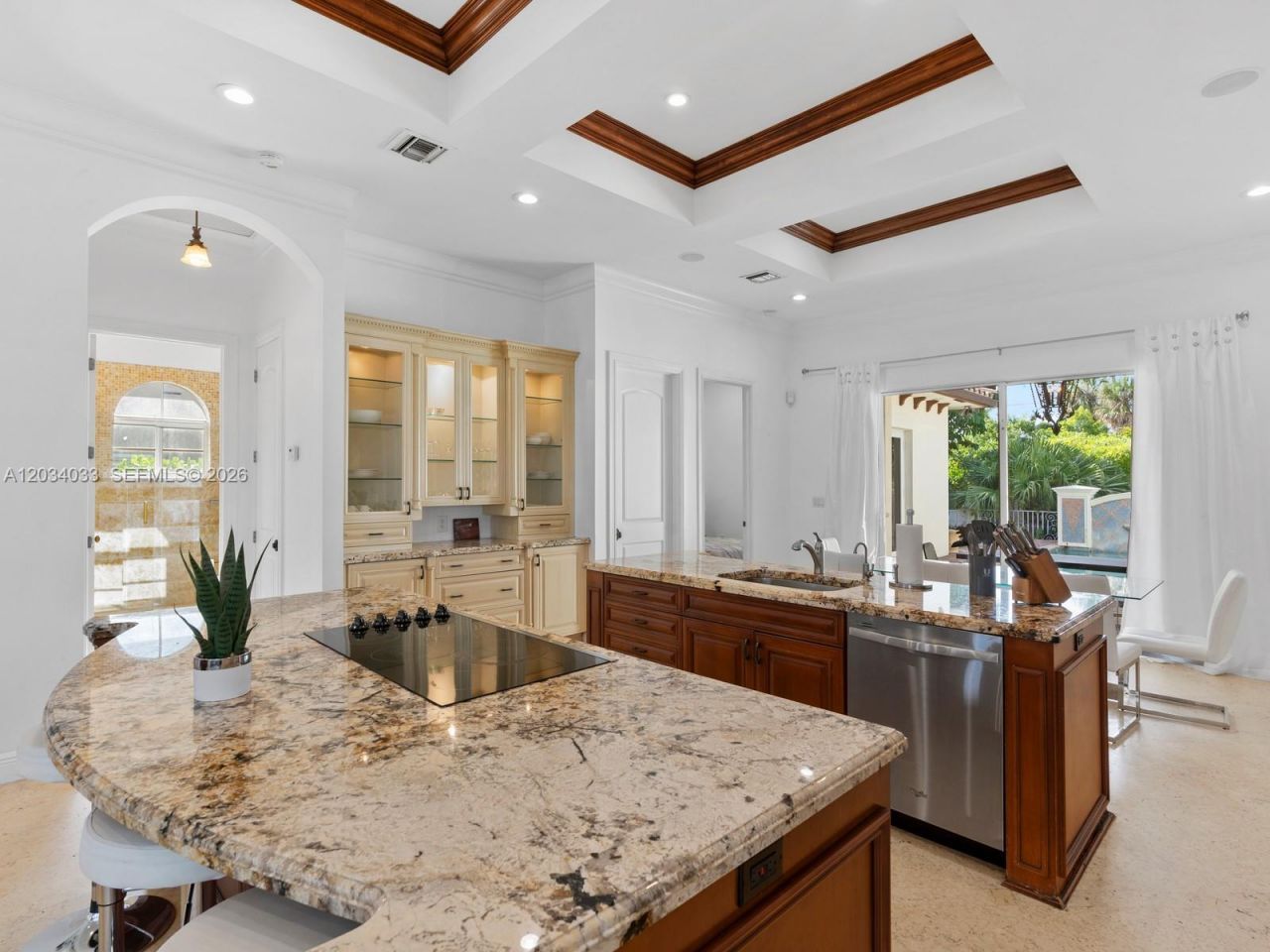 1223 Jackson St , Unit 1223, Hollywood, FL 33019 Photo