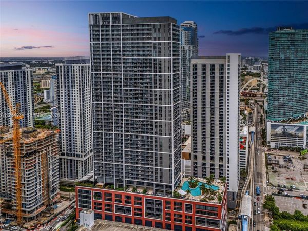 601 NE 1st Ave , Unit LPH 4814, Miami, FL 33132