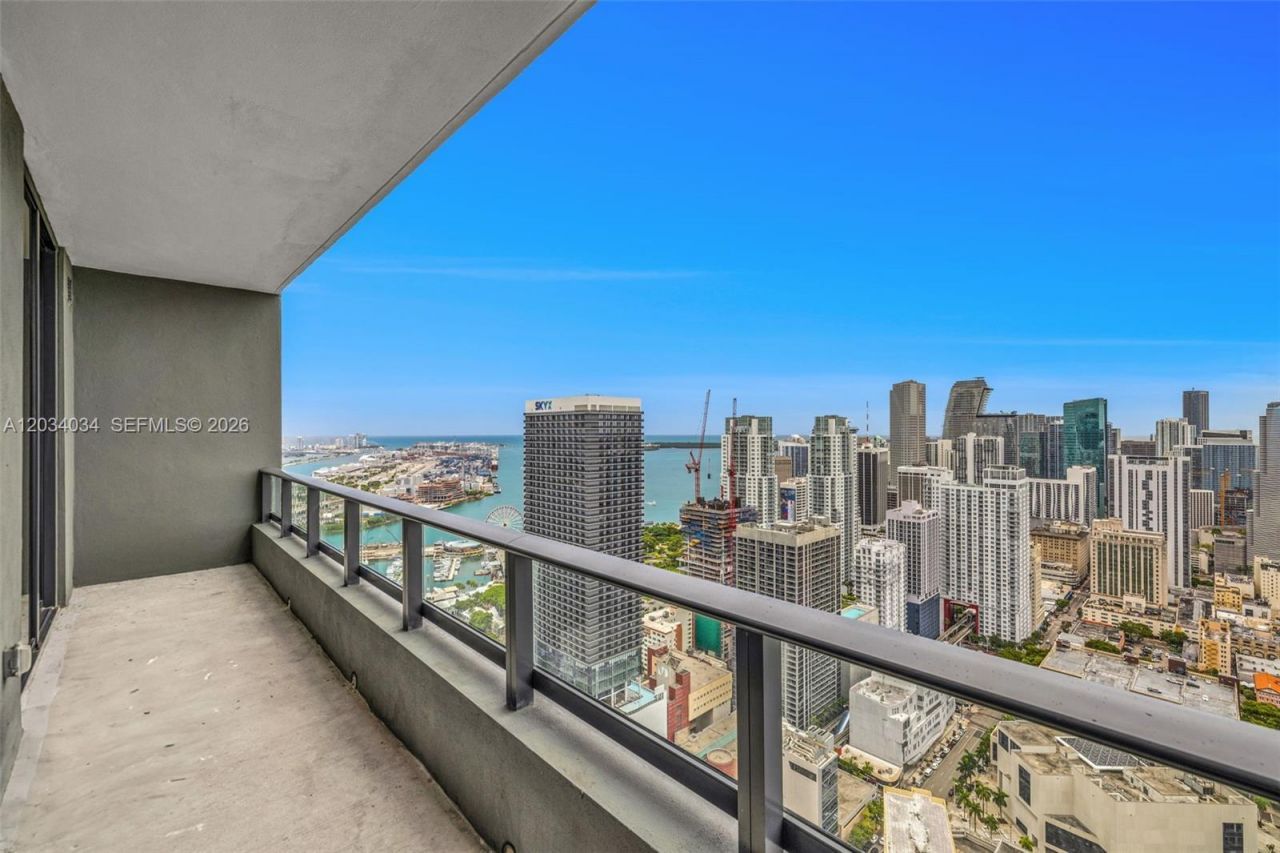 601 NE 1st Ave , Unit LPH 4814, Miami, FL 33132 Photo