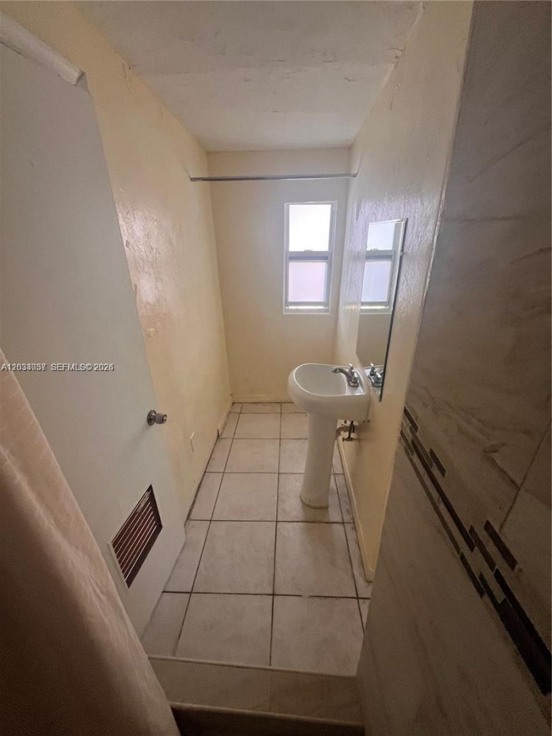 13215 NW 19th Ave , Unit 1, Miami, FL 33167 Photo