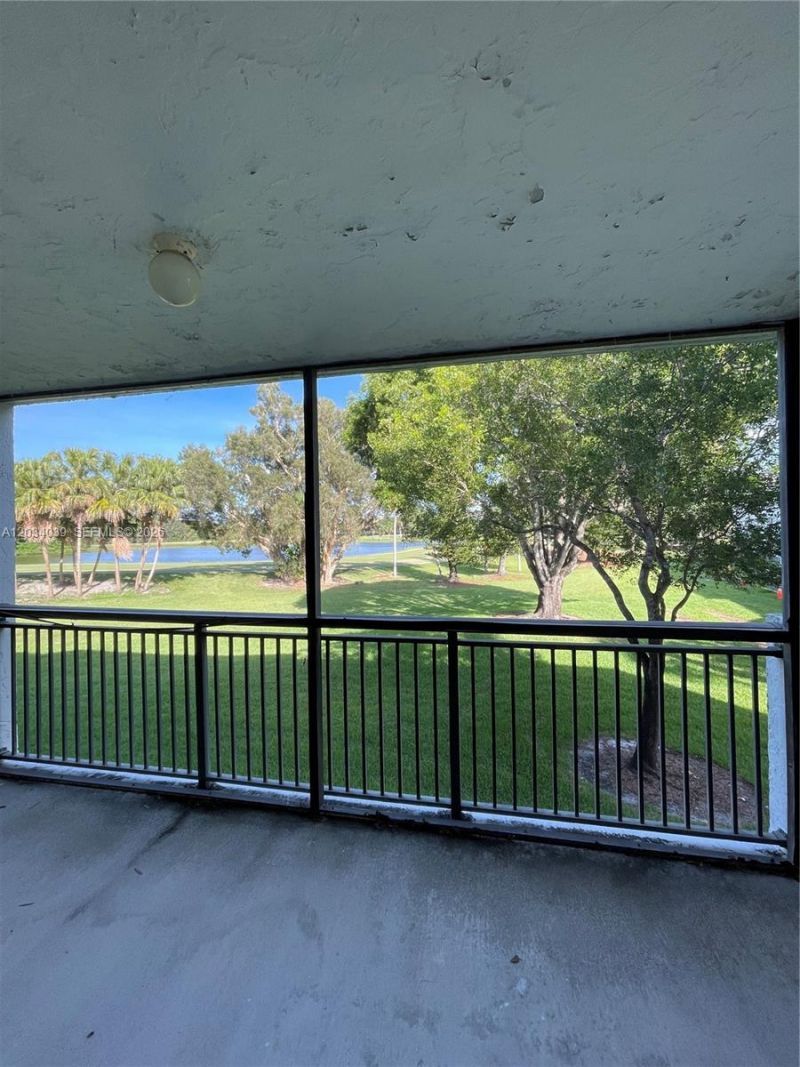 16171 Blatt Blvd , Unit 212, Weston, FL 33326 Photo