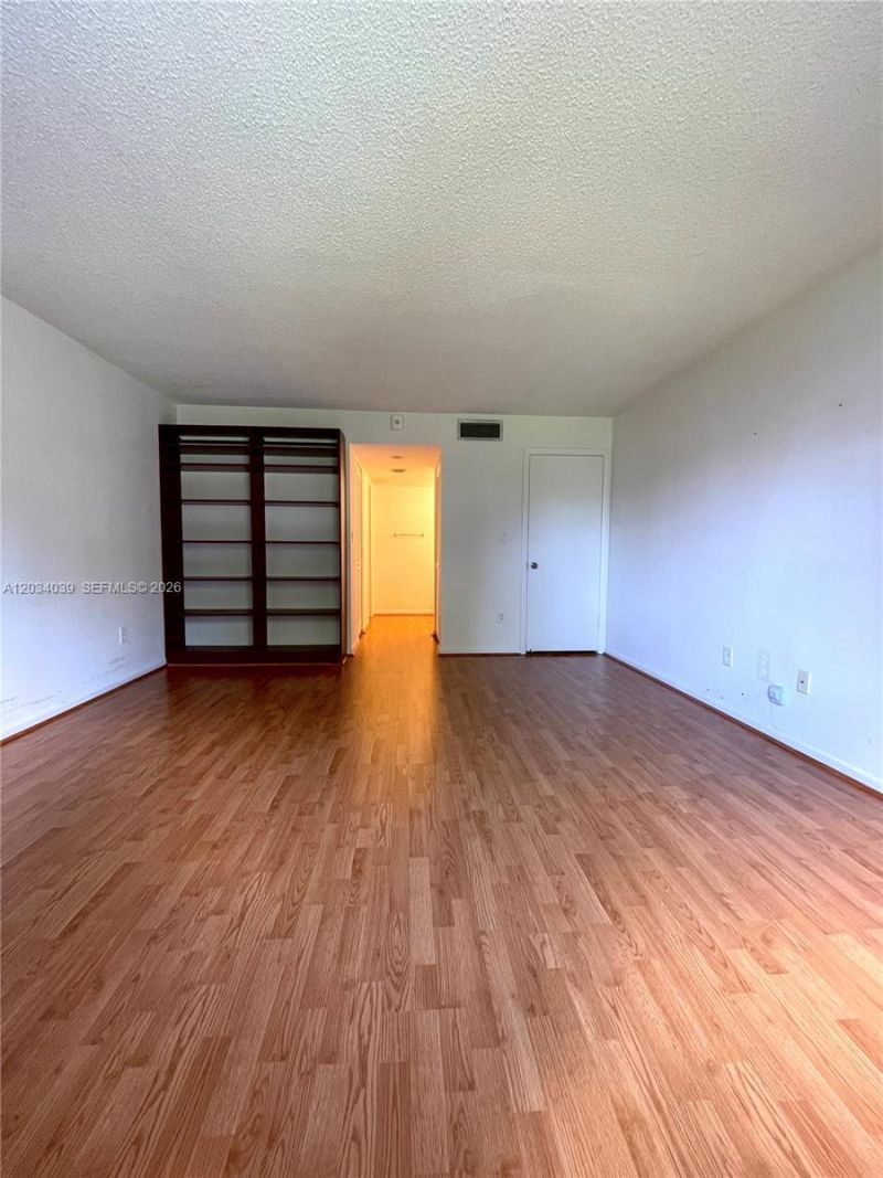 16171 Blatt Blvd , Unit 212, Weston, FL 33326 Photo
