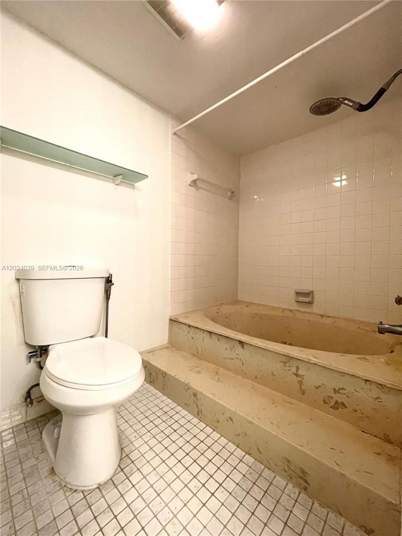 16171 Blatt Blvd , Unit 212, Weston, FL 33326 Photo