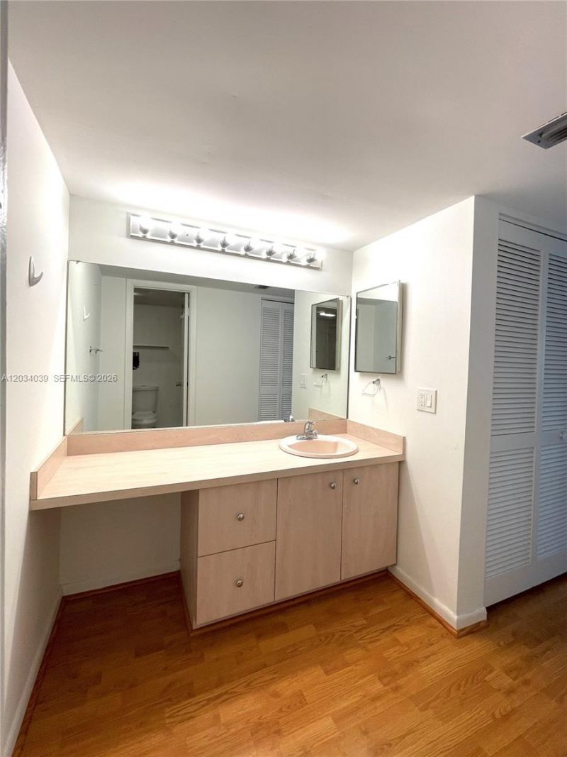 16171 Blatt Blvd , Unit 212, Weston, FL 33326 Photo