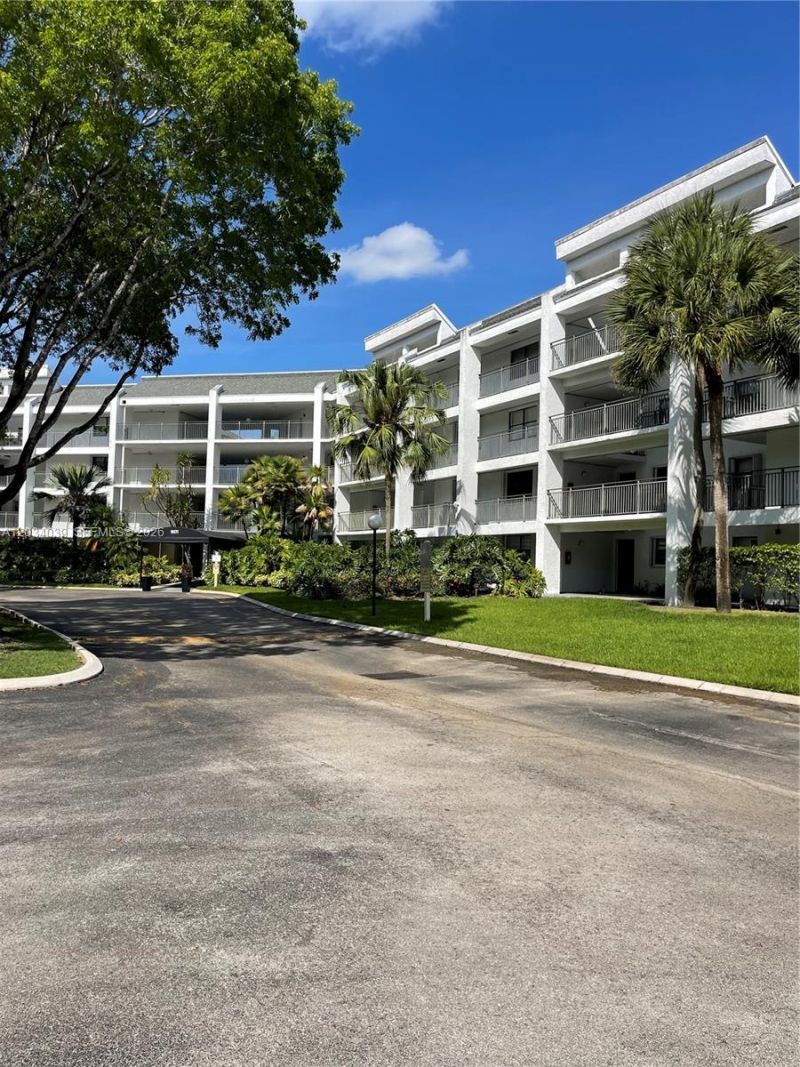 16171 Blatt Blvd , Unit 212, Weston, FL 33326 Photo