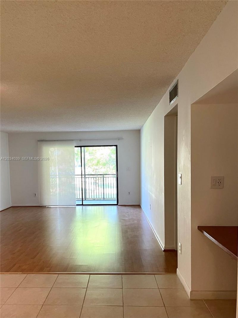 16171 Blatt Blvd , Unit 212, Weston, FL 33326 Photo