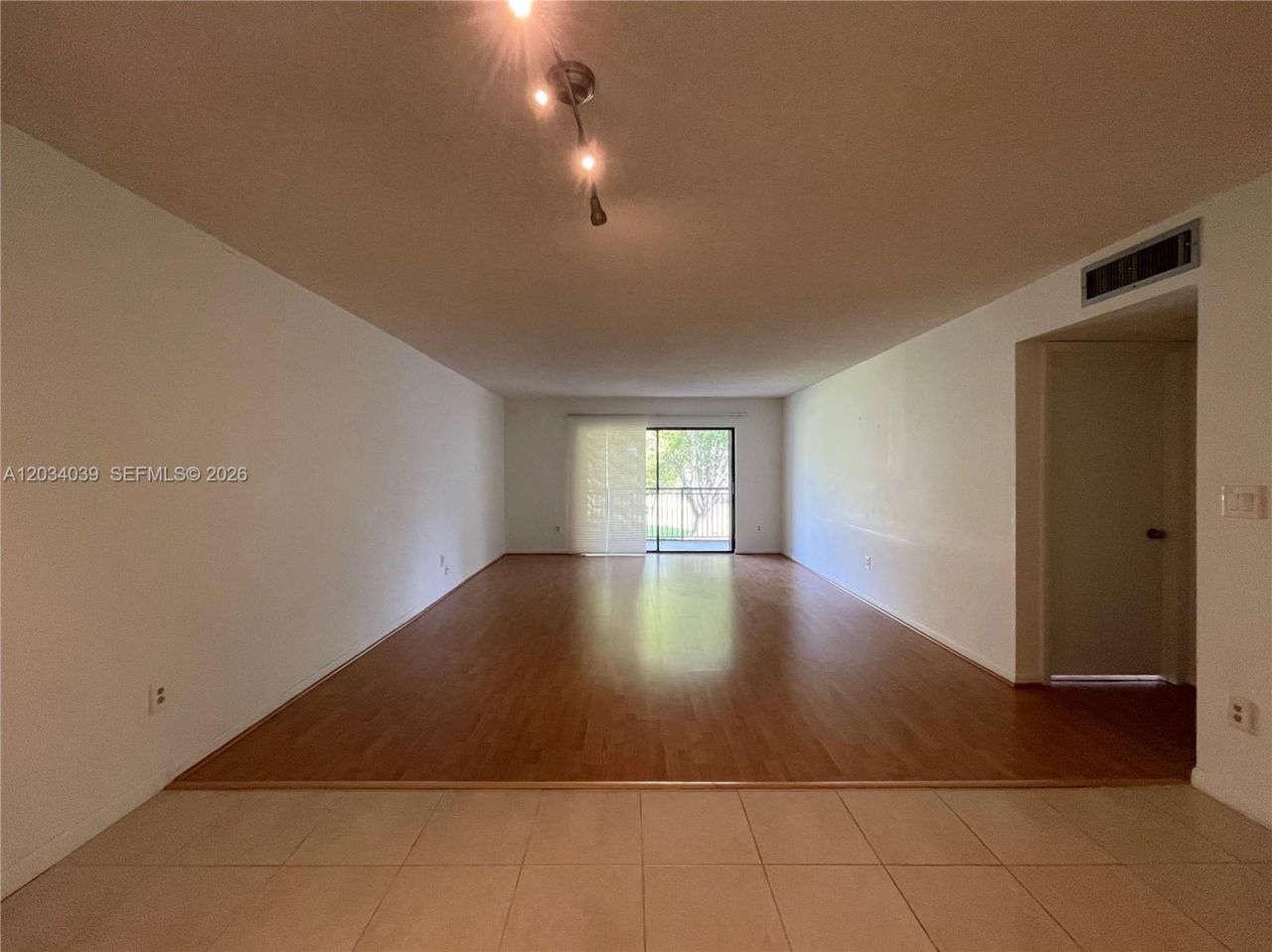16171 Blatt Blvd , Unit 212, Weston, FL 33326 Photo