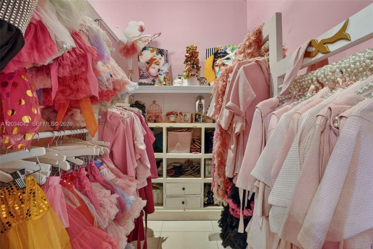 Business Opportunity â?? Established Childrenâ??s , Miami, FL 33184 Photo