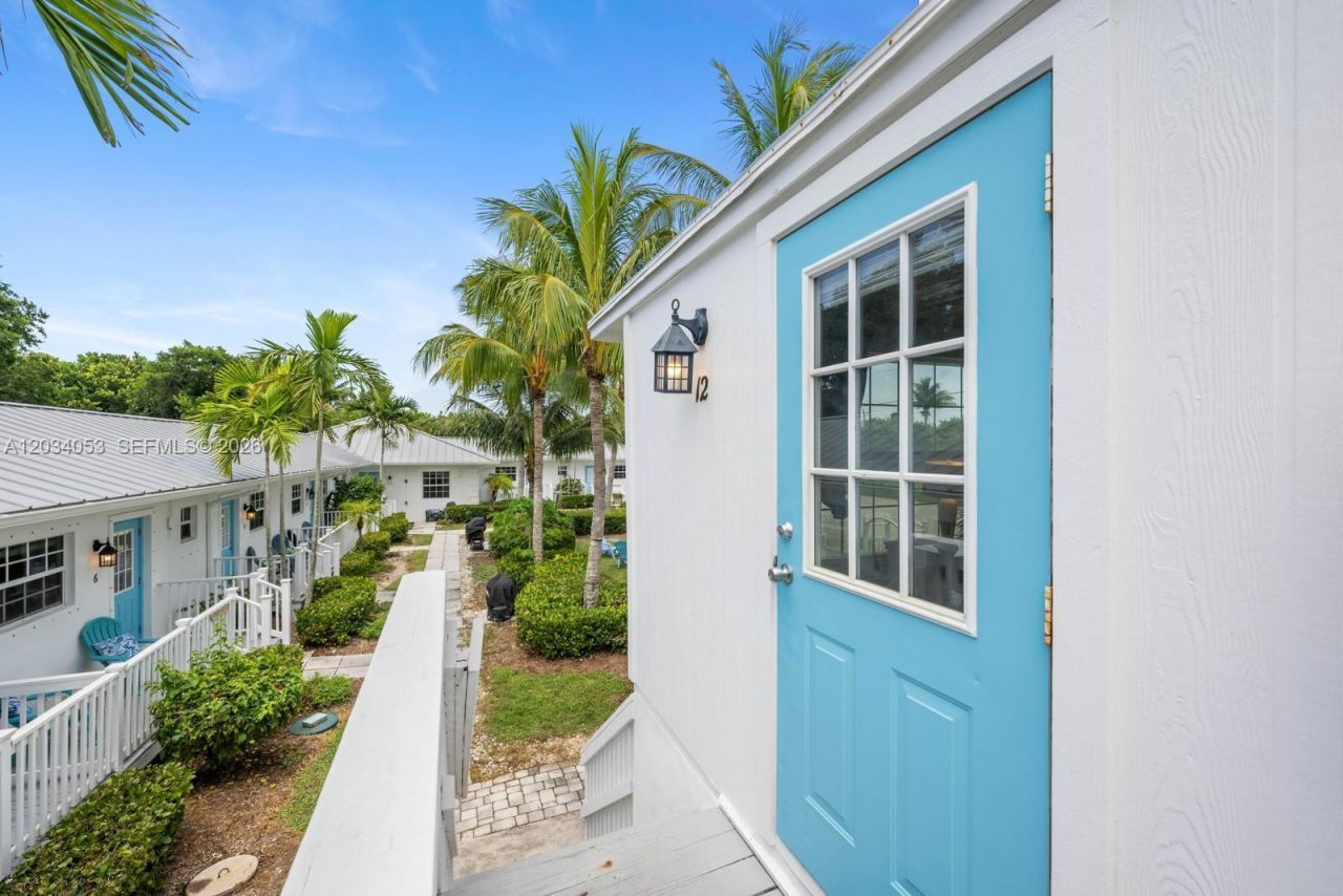 2502 Tamarind Dr , Fort Pierce, FL 34949 Photo