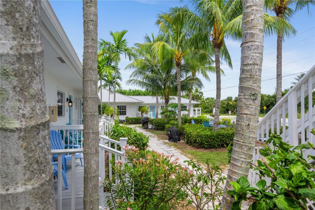 2502 Tamarind Dr , Fort Pierce, FL 34949 Photo