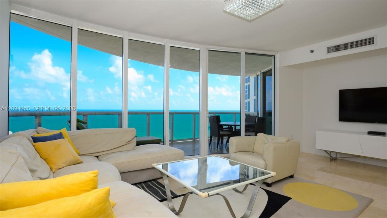 17201 Collins Ave, Unit 1508, Sunny Isles Beach, FL 33160 Photo