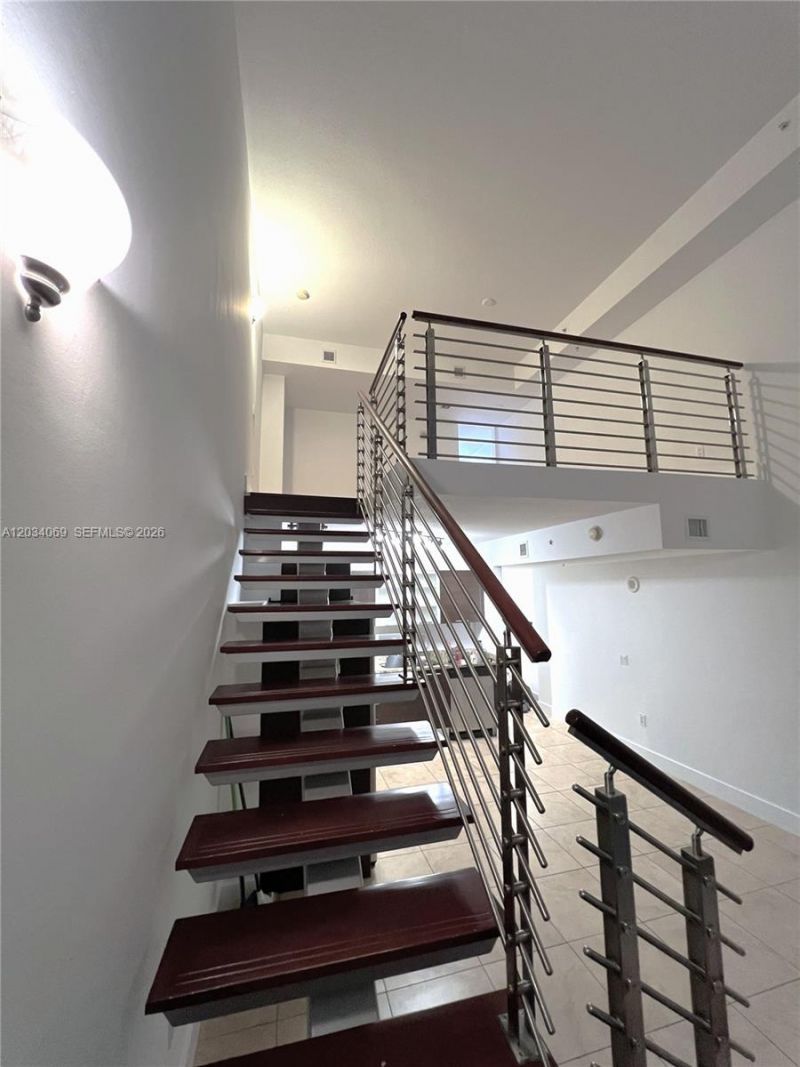 41 SE 5th St, Unit 911, Miami, FL 33131 Photo