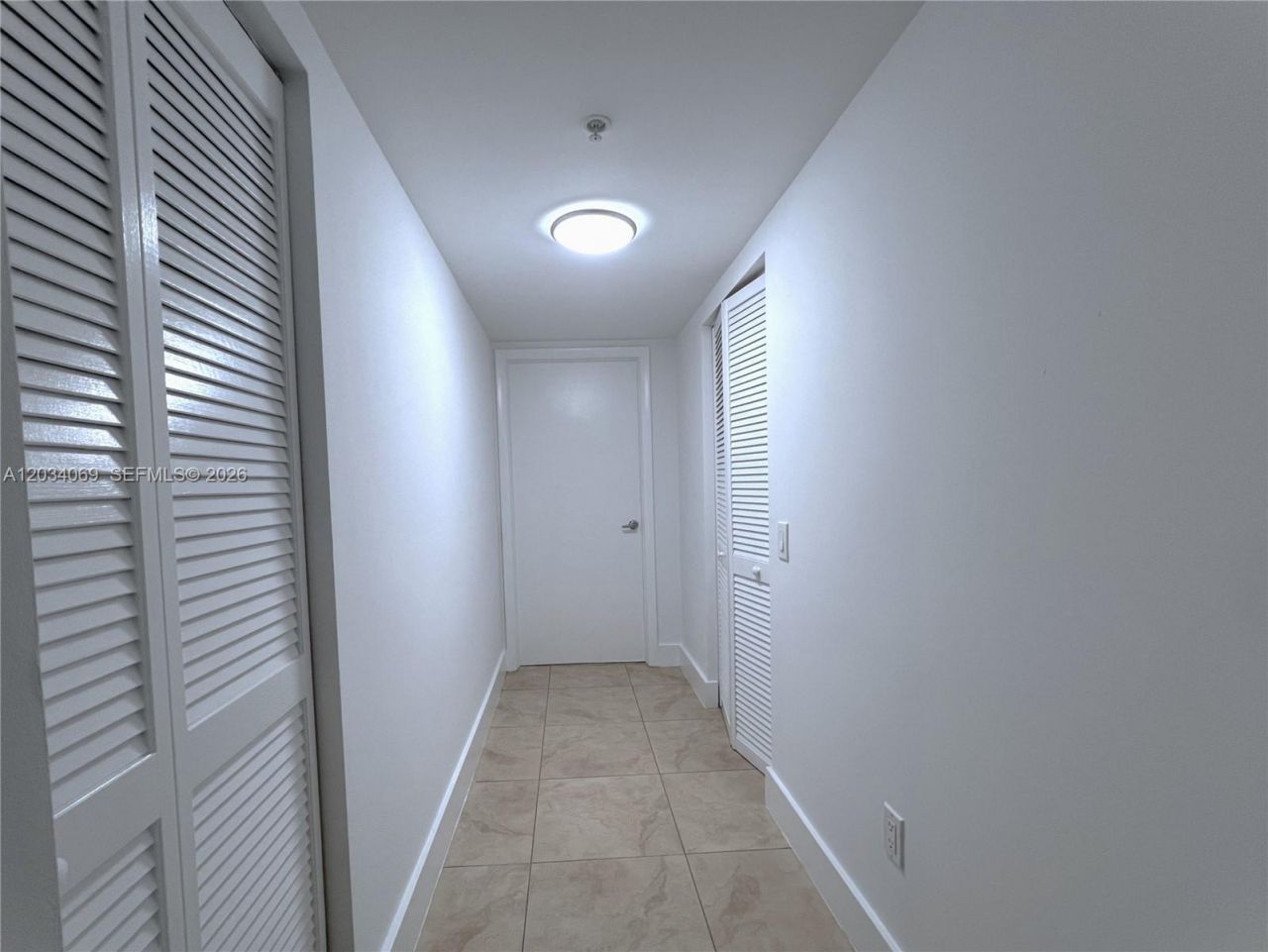 41 SE 5th St, Unit 911, Miami, FL 33131 Photo