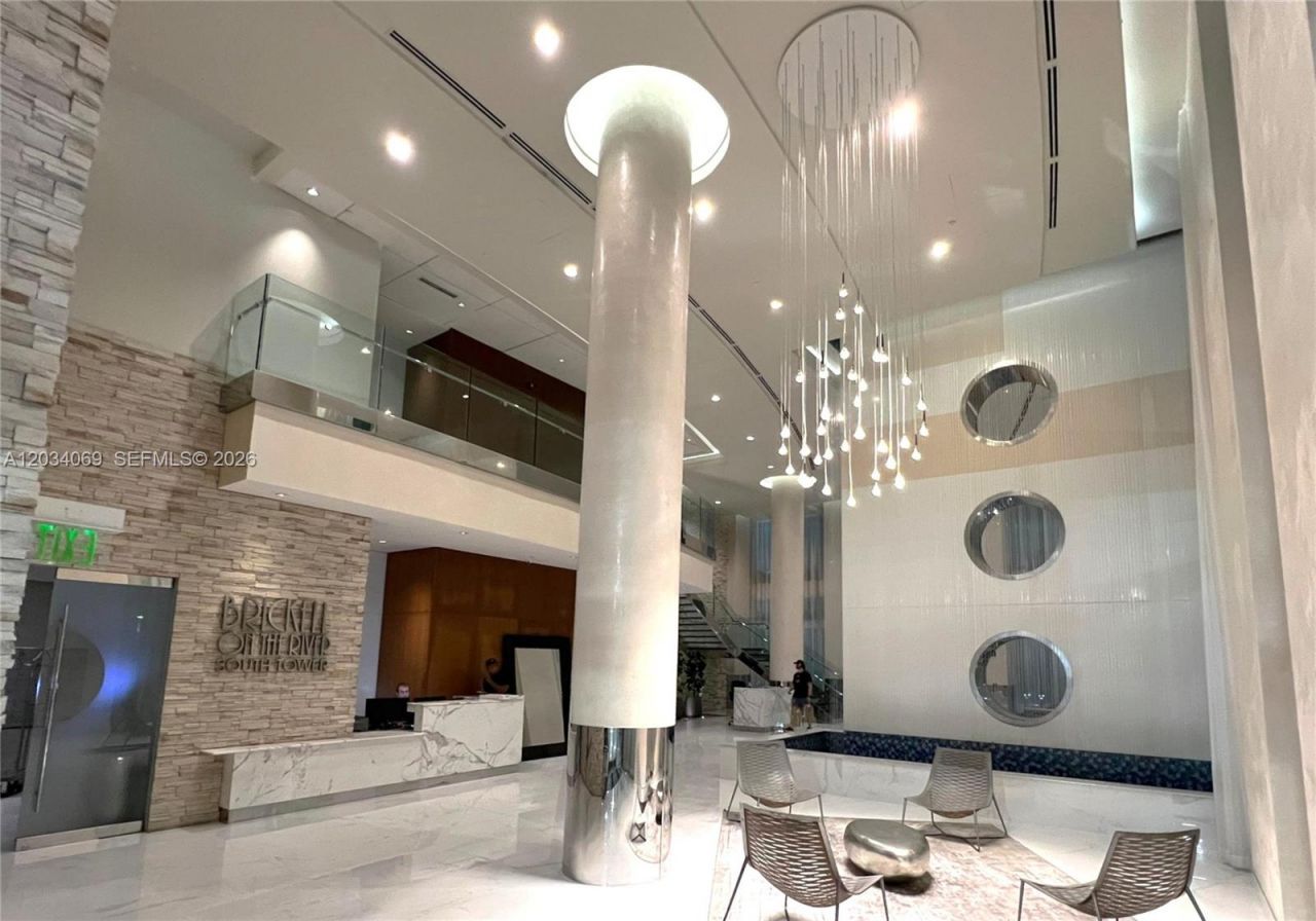 41 SE 5th St, Unit 911, Miami, FL 33131 Photo