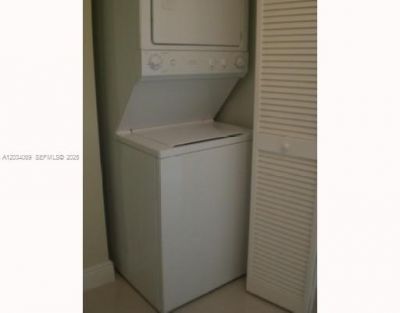 41 SE 5th St, Unit 911, Miami, FL 33131 Photo