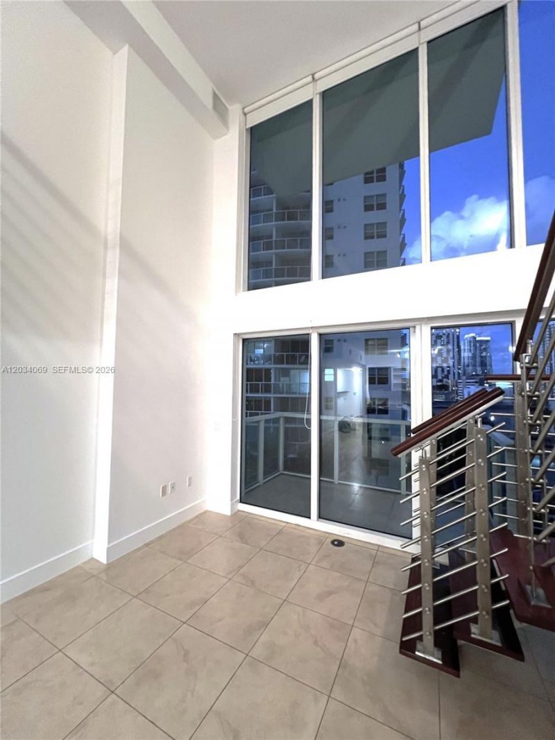 41 SE 5th St, Unit 911, Miami, FL 33131 Photo