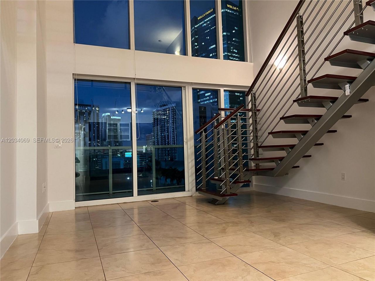 41 SE 5th St, Unit 911, Miami, FL 33131 Photo