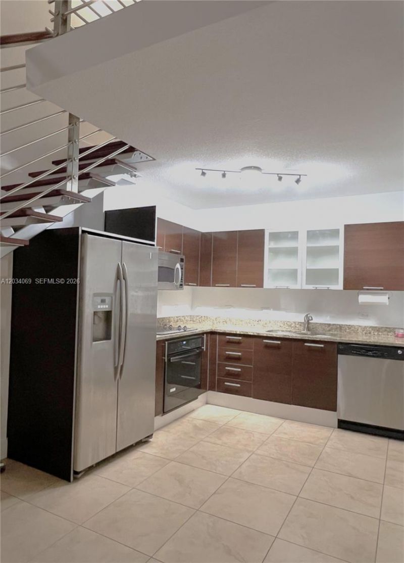 41 SE 5th St, Unit 911, Miami, FL 33131 Photo