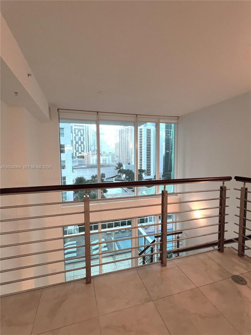 41 SE 5th St, Unit 911, Miami, FL 33131 Photo