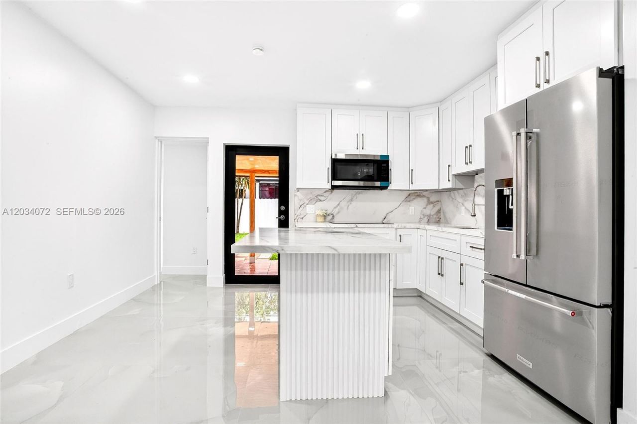 9290 NW 32nd Ct Rd, Miami, FL 33147 Photo