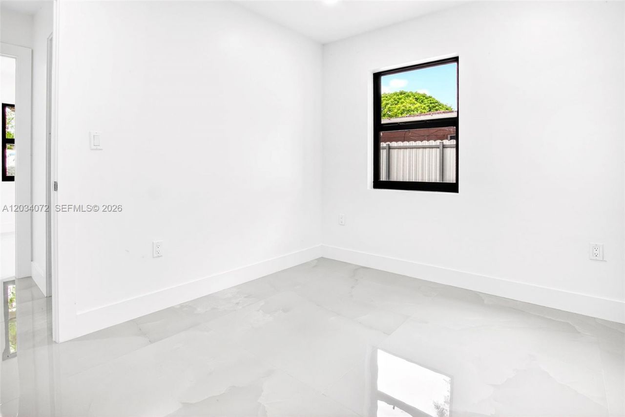 9290 NW 32nd Ct Rd , Miami, FL 33147 Photo