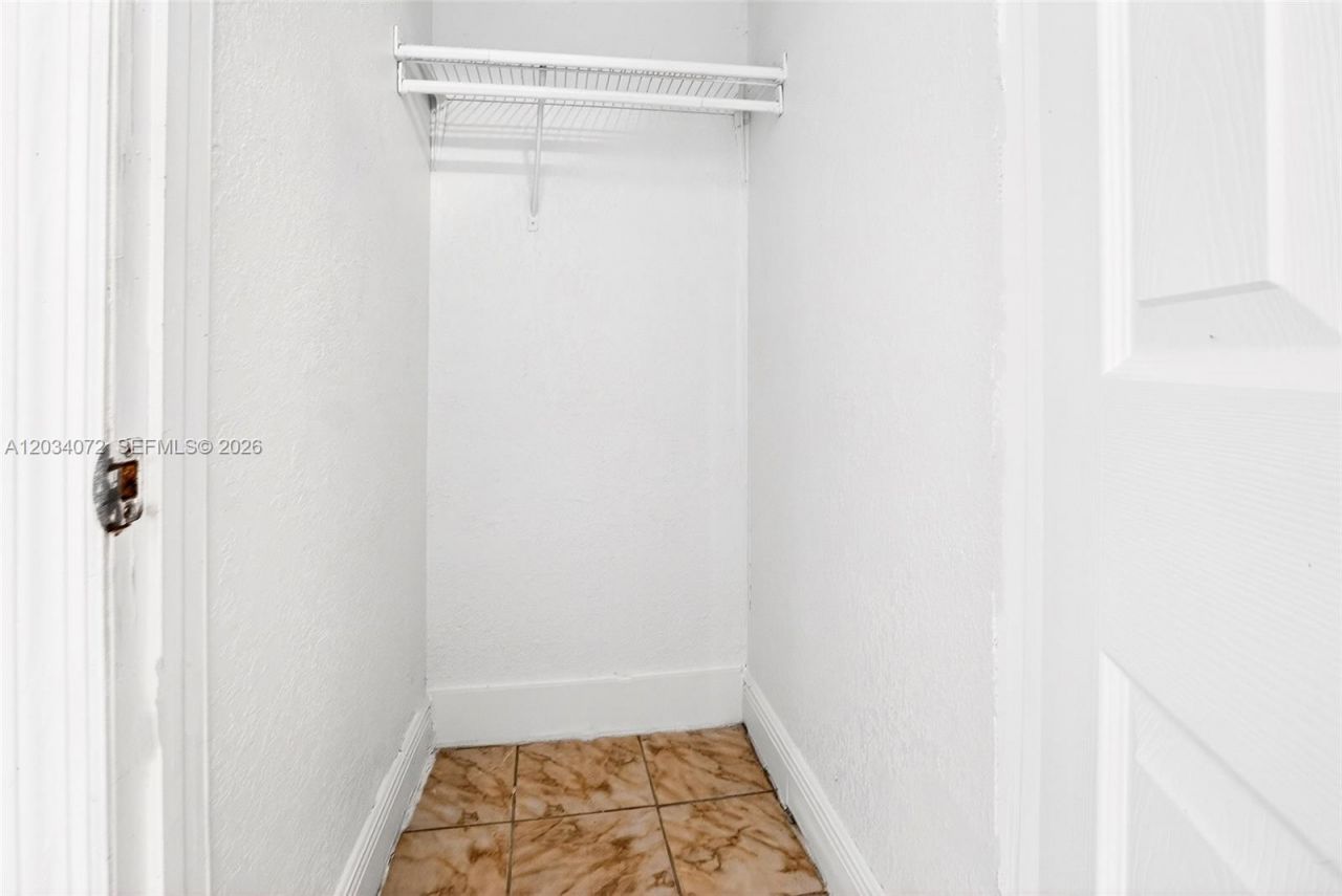 9290 NW 32nd Ct Rd, Miami, FL 33147 Photo