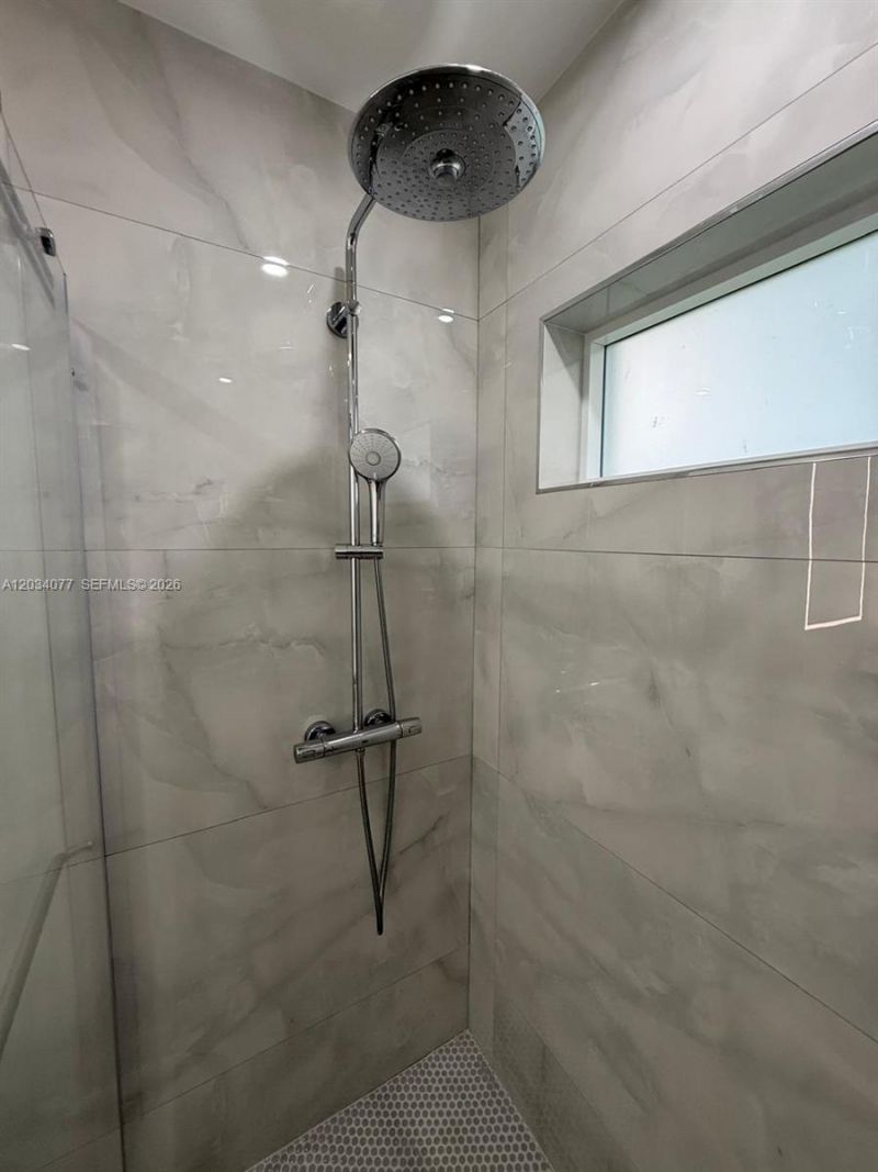 521 E 33rd St , Hialeah, FL 33013 Photo