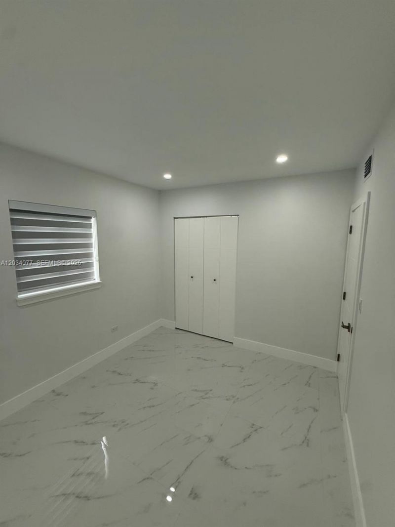 521 E 33rd St , Hialeah, FL 33013 Photo