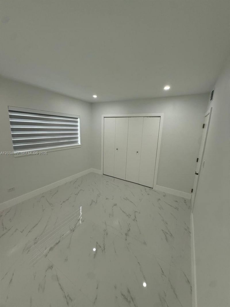 521 E 33rd St , Hialeah, FL 33013 Photo