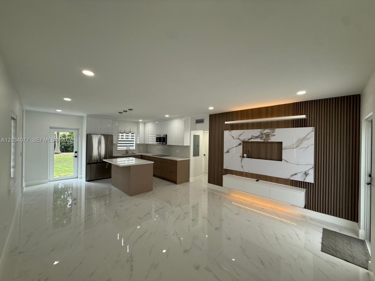 521 E 33rd St , Hialeah, FL 33013 Photo