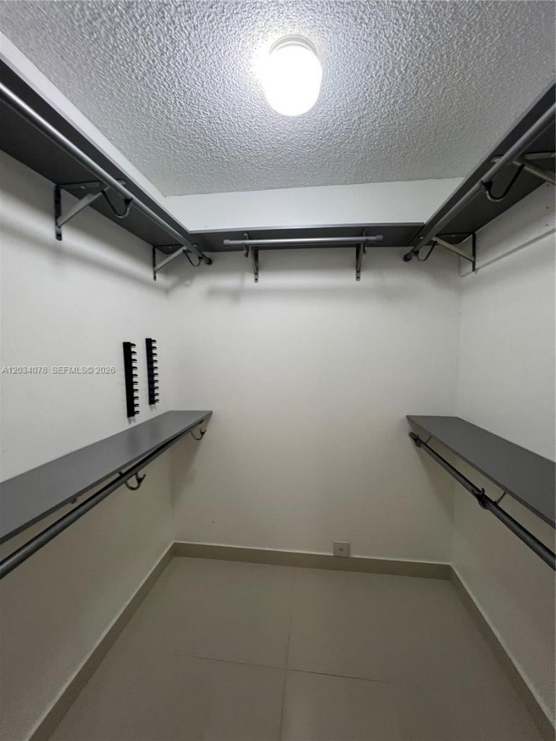 550 S Park Rd , Unit 14-8, Hollywood, FL 33021 Photo