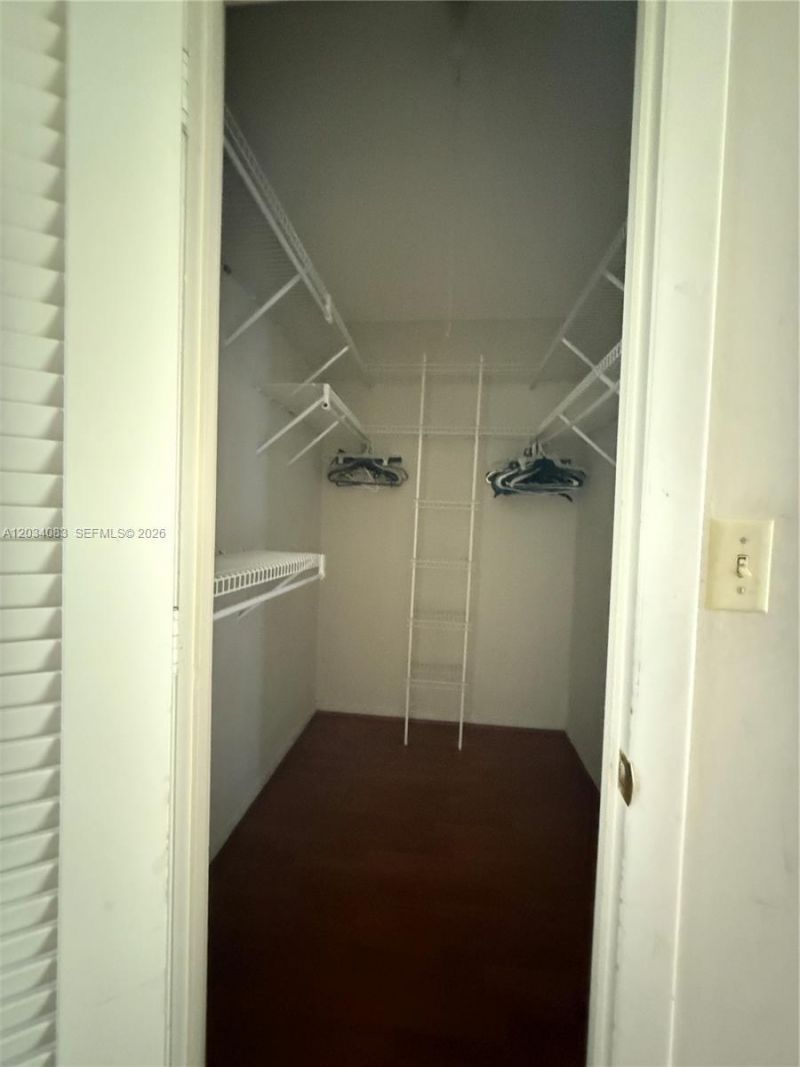 2200 Park Ln , Unit 105, Hollywood, FL 33021 Photo