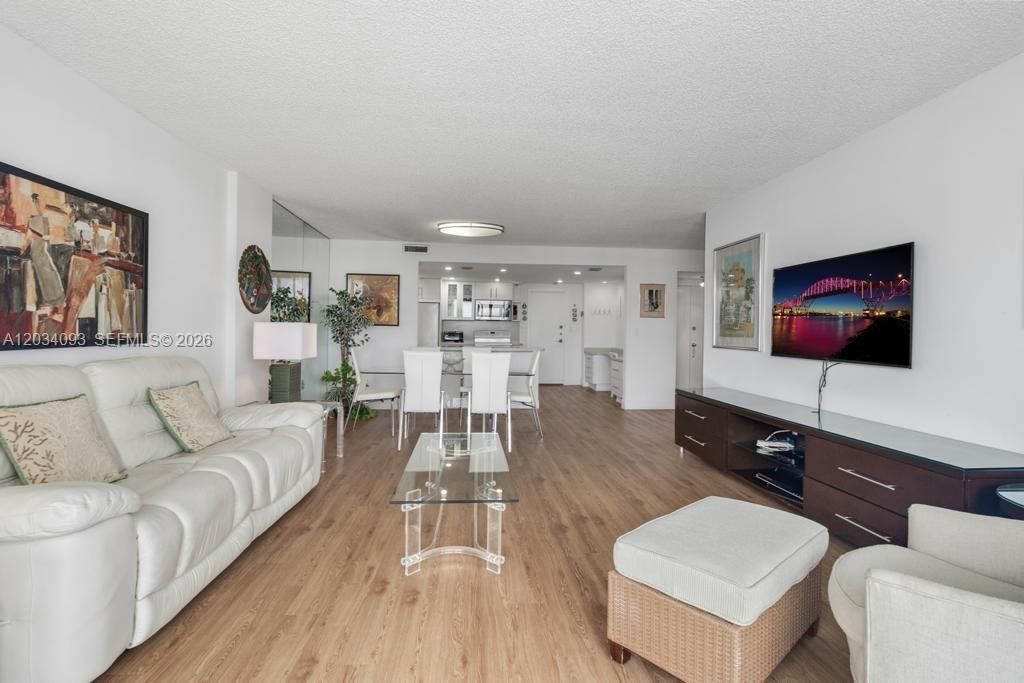 199 Ocean Lane Dr, Unit 1006, Key Biscayne, FL 33149 Photo