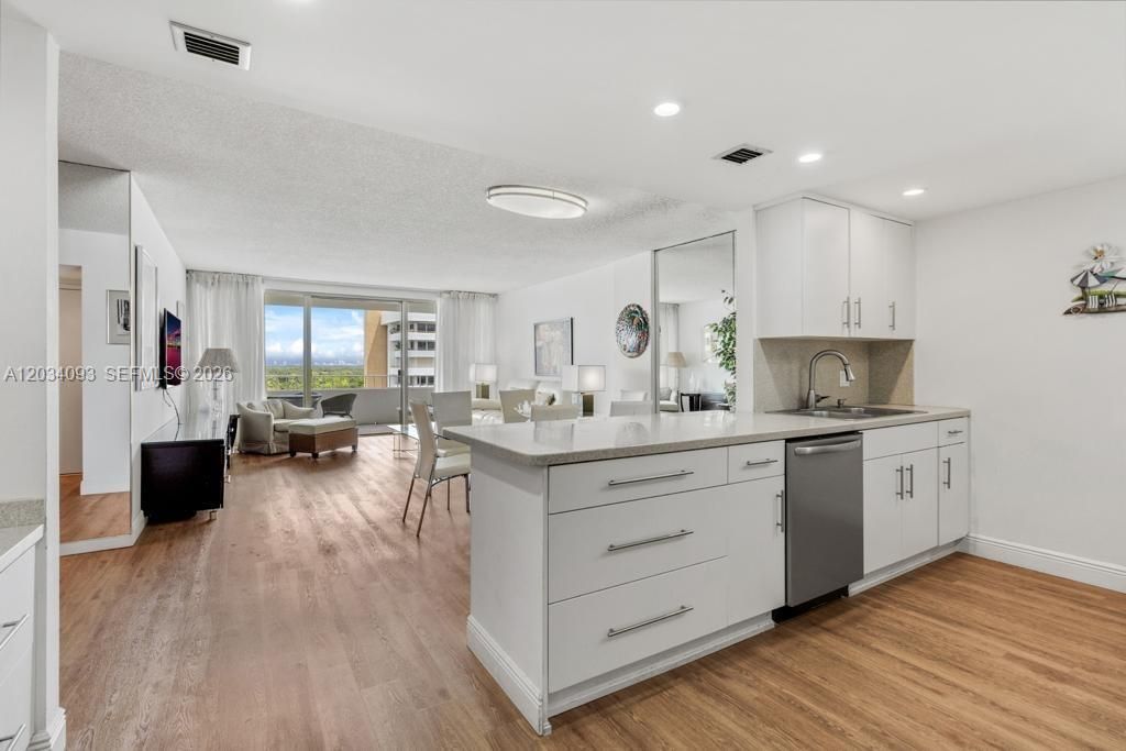 199 Ocean Lane Dr, Unit 1006, Key Biscayne, FL 33149 Photo