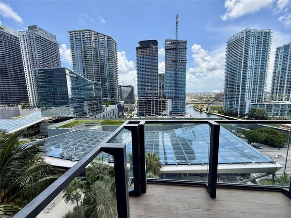 68 SE 6th St , Unit 1108, Miami, FL 33131