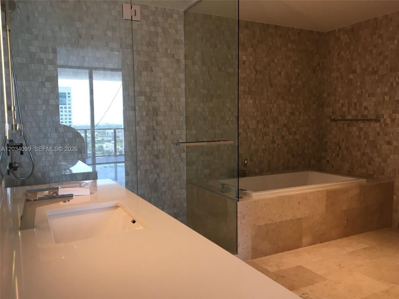 68 SE 6th St , Unit 1108, Miami, FL 33131 Photo