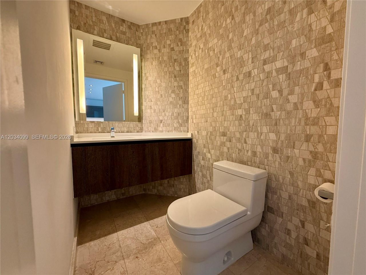 68 SE 6th St, Unit 1108, Miami, FL 33131 Photo