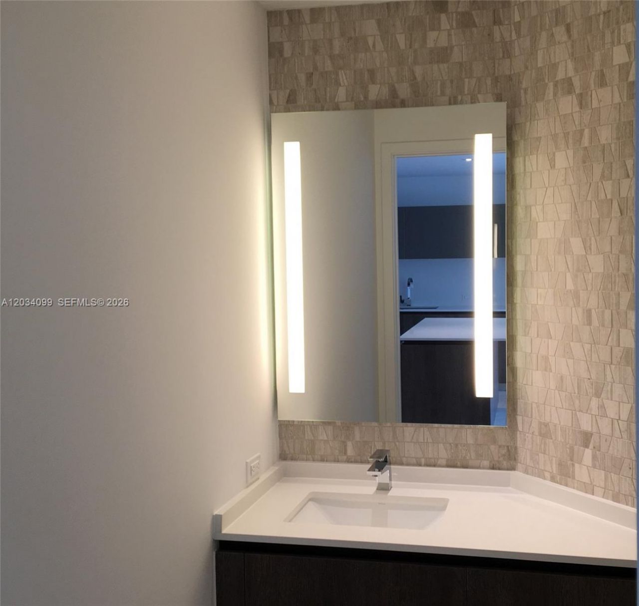 68 SE 6th St , Unit 1108, Miami, FL 33131 Photo