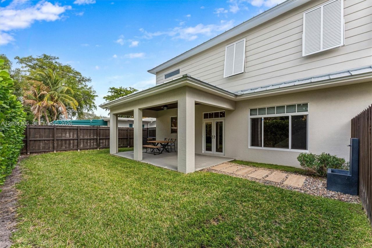 2431 NE 20th Ave , Lighthouse Point, FL 33064 Photo