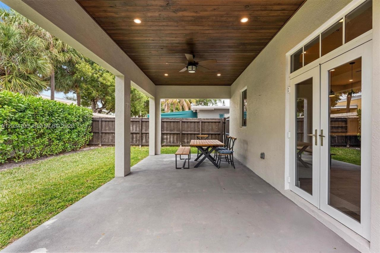 2431 NE 20th Ave , Lighthouse Point, FL 33064 Photo